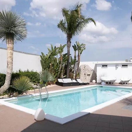 לינה וארוחת בוקר Del Salento Exclusive גאליפולי