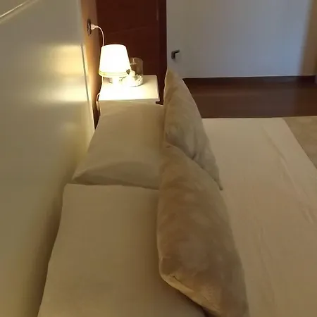 Del Salento Exclusive לינה וארוחת בוקר 4*