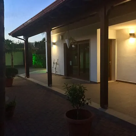 לינה וארוחת בוקר Del Salento Exclusive גאליפולי