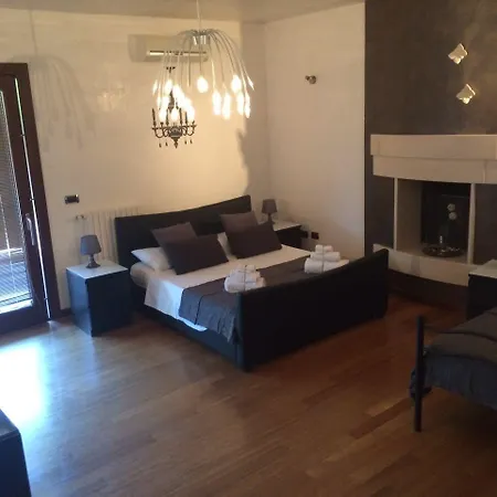 לינה וארוחת בוקר Del Salento Exclusive גאליפולי