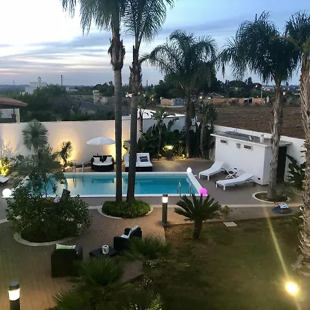 Del Salento Exclusive לינה וארוחת בוקר גאליפולי