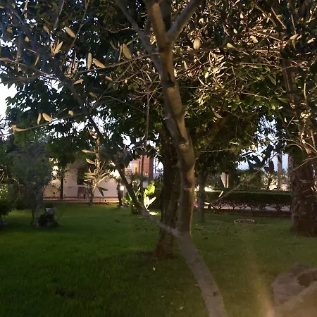 Del Salento Exclusive לינה וארוחת בוקר 4*