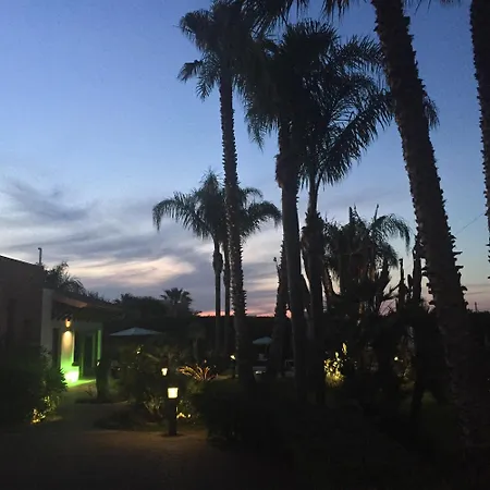 לינה וארוחת בוקר Del Salento Exclusive 4*