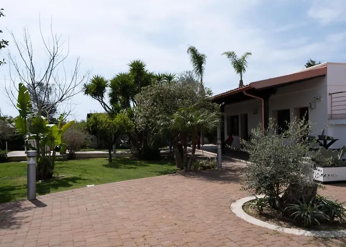 Alojamento de Acomodação e Pequeno-almoço Del Salento Exclusive 4*