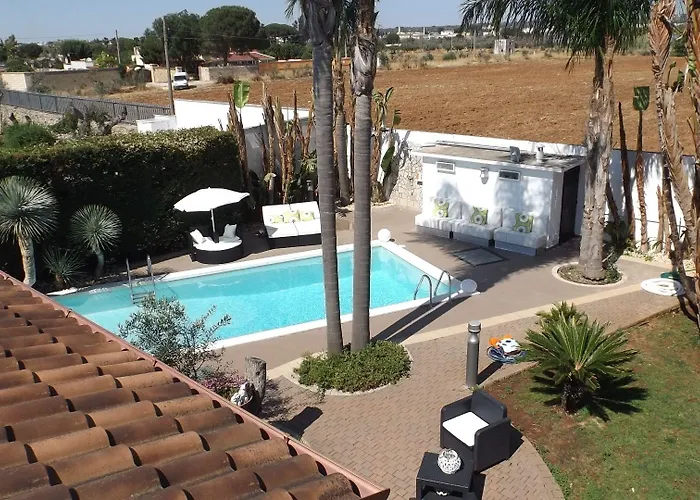 Alojamento de Acomodação e Pequeno-almoço Del Salento Exclusive 4*