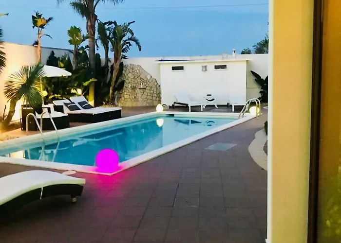 Del Salento Exclusive Alojamento de Acomodação e Pequeno-almoço 4*