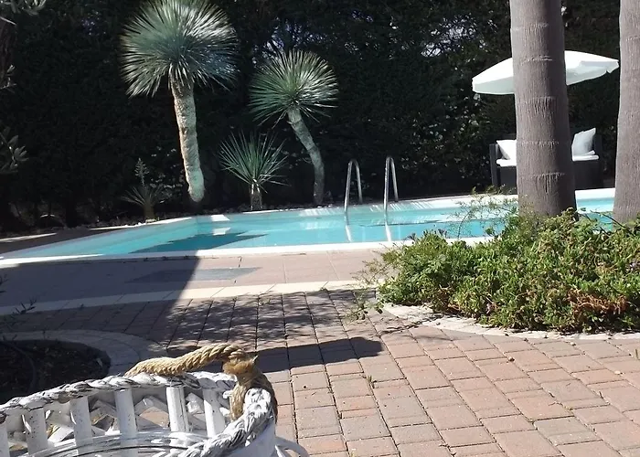 Del Salento Exclusive Alojamento de Acomodação e Pequeno-almoço 4*