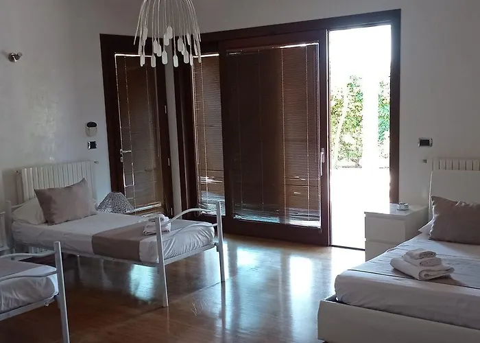 Alojamento de Acomodação e Pequeno-almoço Del Salento Exclusive 4*