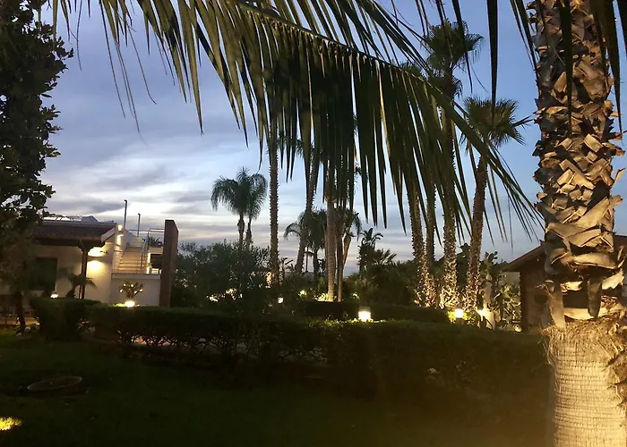 Alojamento de Acomodação e Pequeno-almoço Del Salento Exclusive 4*